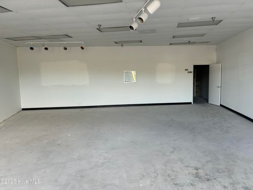 1855 W Ehringhaus St, Elizabeth Cty, NC, 27909-4555 | Card Image