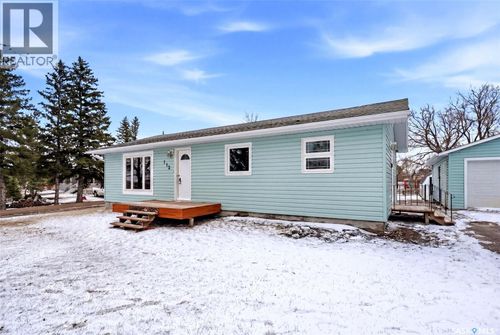 112 1st Ave, Edenwold, SK, S0G1K0 | Card Image