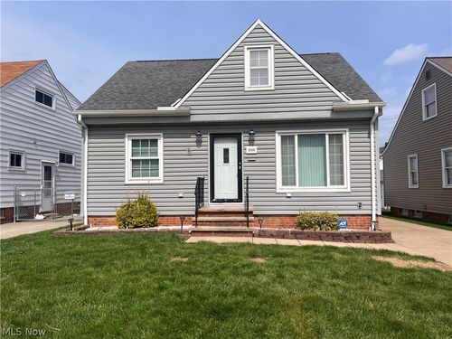 3006 Torrington Ave, Parma, OH, 44134-2216 | Card Image