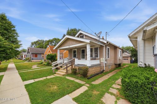 1916 Berkshire Pl, Toledo, OH, 43613-4506 | Card Image