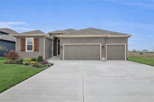 19324 Mahaffie St, Spring Hill, KS, 66083 | Card Image