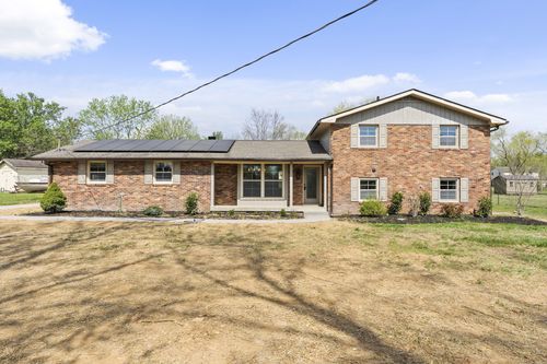 109 Daniel Smith Dr, Hendersonville, TN, 37075-3739 | Card Image