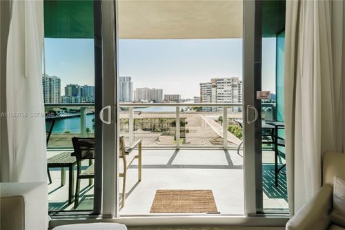 r707-2602 E Hallandale Beach Blvd, Hallandale Beach, FL, 33009-4819 | Card Image