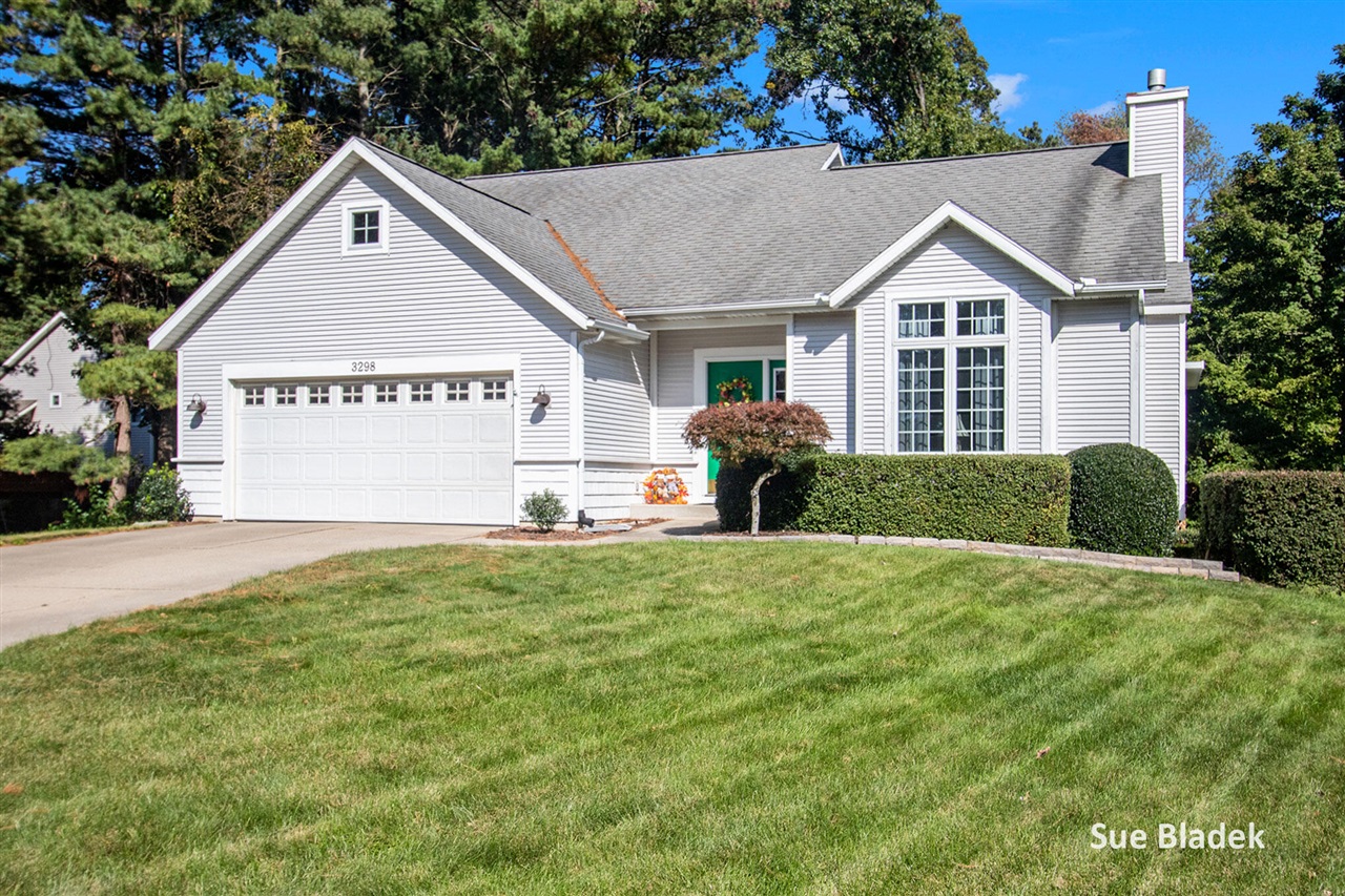 Creek Ct, Holland, MI 49424