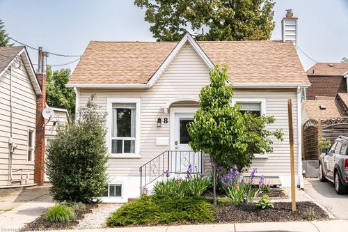 8 Lochearne St, Hamilton, ON, L8R1V8 | Card Image