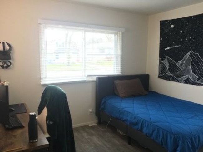 Bedroom $ | Image 11