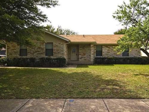 3603 Monument Dr, Round Rock, TX, 78681-3707 | Card Image