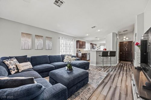 2294 Dakota Sky Ct, Henderson, NV, 89052-5819 | Card Image