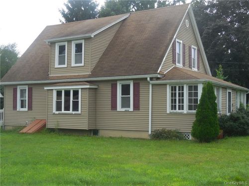 43 Ohioville Rd, New Paltz, NY, 12561-4012 | Card Image