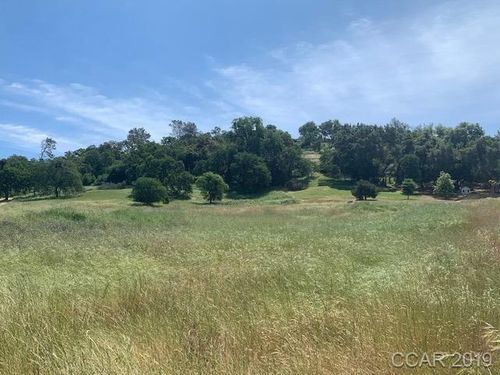 762 S Highway 26, Valley Springs, CA, 95252-8290 | Card Image