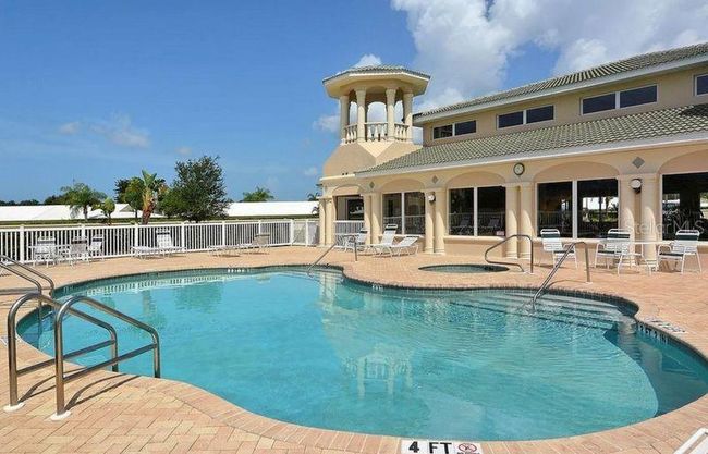 1513 - 6640 7 Th Avenue Cir W, Townhouse with 3 bedrooms, 2 bathrooms and null parking in Bradenton FL | Image 24