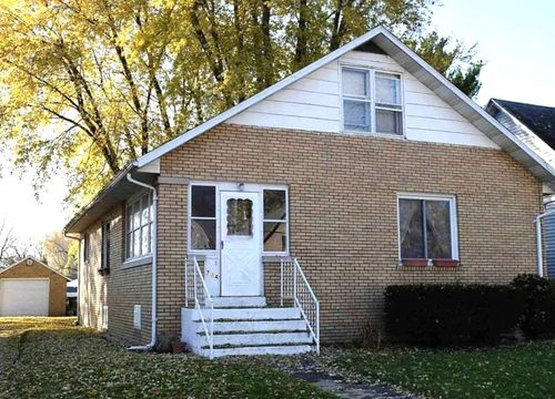 744 E Brooks St, Galesburg, IL, 61401-5175 | Card Image