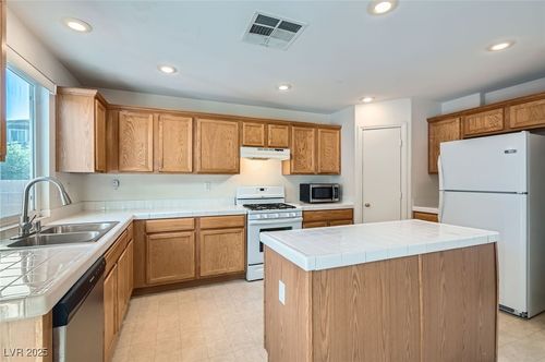 4744 Deer Forest Ave, Las Vegas, NV, 89139-7643 | Card Image