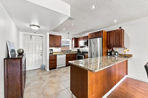 805 W Oakland Park Blvd, Wilton Manors, FL, 33311-1785 | Card Image