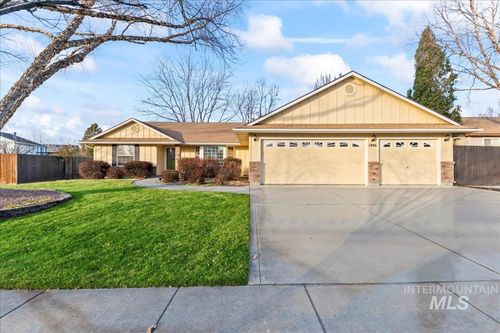 1986 E Easy Jet, Meridian, ID, 83642 | Card Image