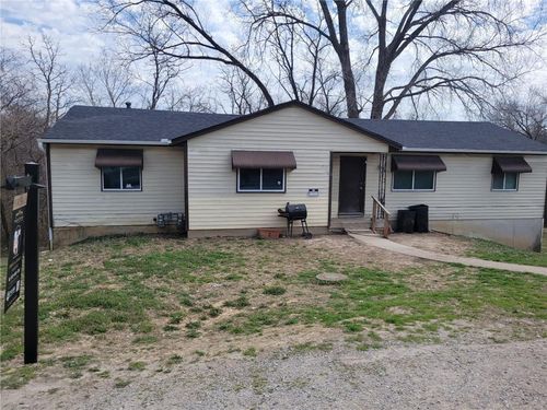 1709 N 51st Ter, Kansas City, KS, 66102-1401 | Card Image