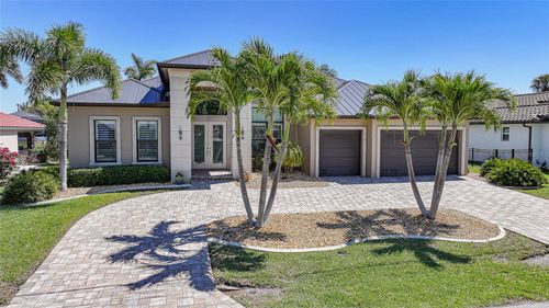 1210 Mineo Dr, Punta Gorda, FL, 33950-6651 | Card Image