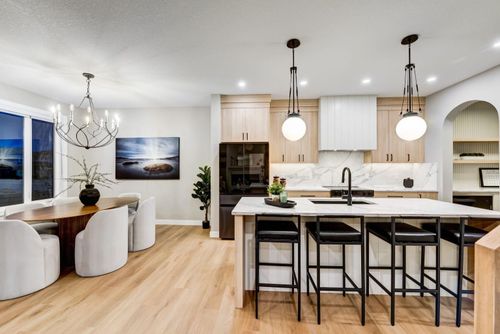 540 Lawthorn Way Se, Airdrie, AB, T4A3N9 | Card Image