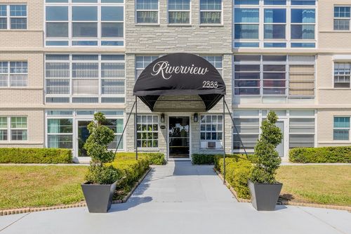 apt-306-2333 Indian River Blvd, Vero Beach, FL, 32960-5294 | Card Image