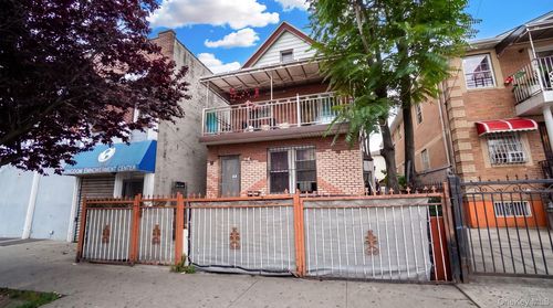 10640 Sutphin Blvd, New York, NY, 11435 | Card Image