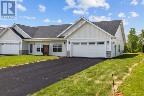 120 Putters St, Summerside, PE, C1N0V1 | Card Image