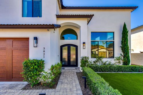3821 E Devonshire Ave, Phoenix, AZ, 85018-4802 | Card Image