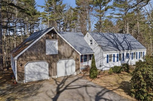 22 Number 6 Schoolhouse Rd, Charlton, MA, 01507-6518 | Card Image