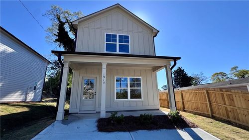 1915 Driftwood Cir, Cumming, GA, 30041-8551 | Card Image