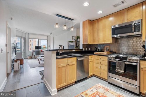 unit-450-3650 S Glebe Rd, ARLINGTON, VA, 22202-2397 | Card Image