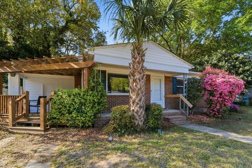 1749 Lady Ashley St, Charleston, SC, 29412-3524 | Card Image