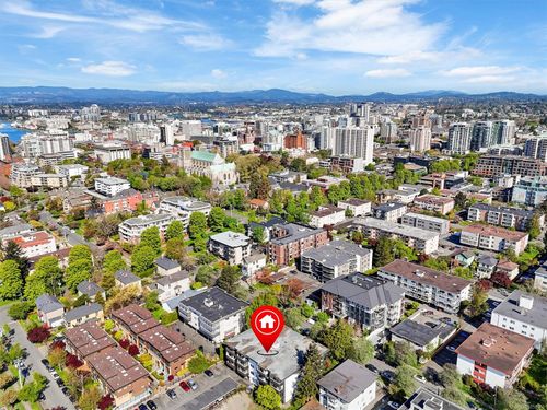 204-1035 Mcclure St, Victoria, BC, V8V3G1 | Card Image