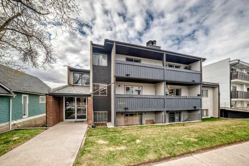 301-1633 26 Ave Sw, Calgary, AB, T2T1C7 | Card Image