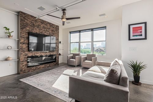 303-1326 N Central Ave, Phoenix, AZ, 85004-1719 | Card Image