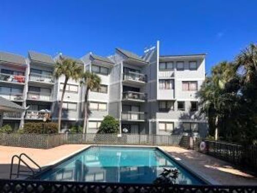 apt-104-2000 N Congress Ave, West Palm Beach, FL, 33401-1653 | Card Image