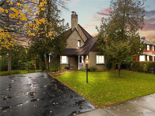 708 Crawford Ave, Syracuse, NY, 13224-1926 | Card Image