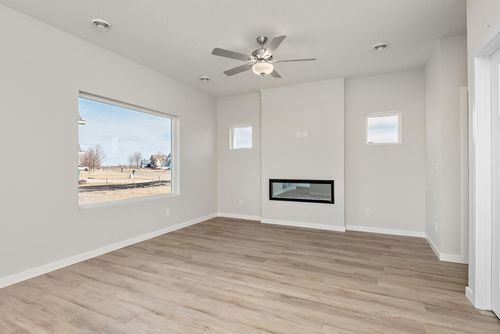 39743 Fallbrook Ave, North Branch, MN, 55056-7406 | Card Image