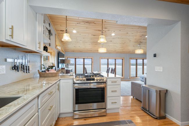 19172 Sherrys Arm Rd, House other with 4 bedrooms, 2 bathrooms and null parking in Grand Rapids MN | Image 19