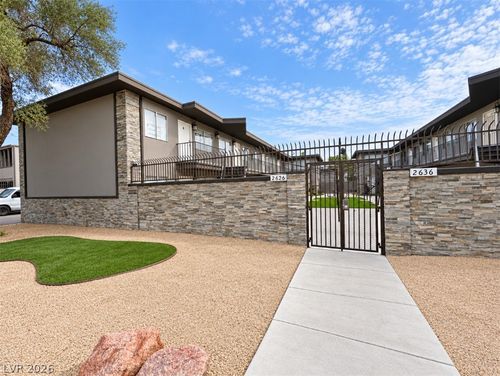 4-2626 Lynnwood St, Las Vegas, NV, 89109-1223 | Card Image