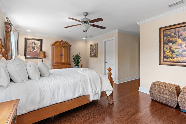 It even has a big walk-in closet with shelving! | Image 14