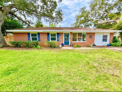 302 22nd St, Niceville, FL, 32578-3245 | Card Image