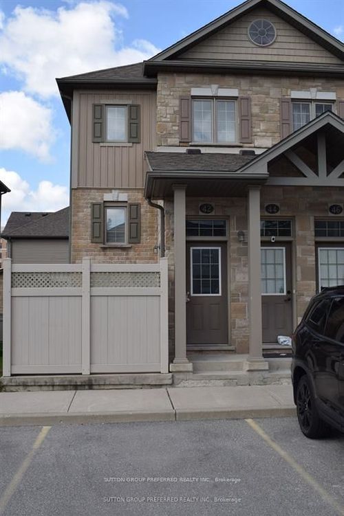 42-3200 Singleton Ave, London, ON, N6L0C7 | Card Image