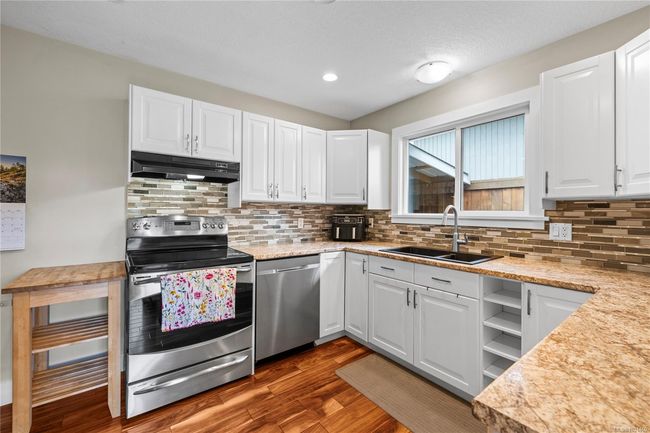 660 Phillips St, House other with 3 bedrooms, 2 bathrooms and 2 parking in Parksville BC | Image 24