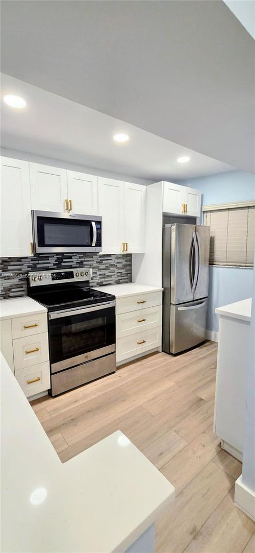 210-3605 S Ocean Blvd, Palm Beach, FL, 33480-6303 | Card Image