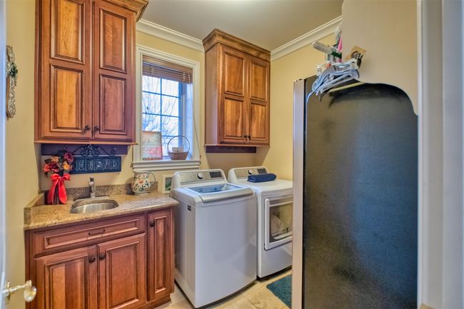 122 Fairway Acres Dr, House other with 7 bedrooms, 5 bathrooms and null parking in Dunmor KY | Image 36
