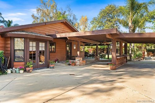 163 Hope St, Ramona, CA, 92065-3847 | Card Image