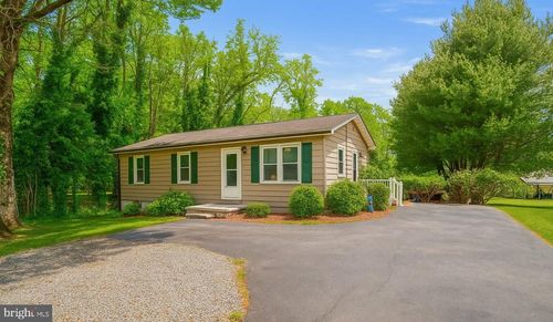 13042 Old Gordonsville Rd, ORANGE, VA, 22960-2906 | Card Image