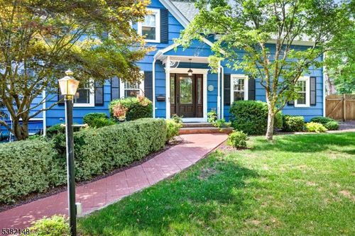 63 Snyder Ave, Berkeley Heights, NJ, 07922-1136 | Card Image