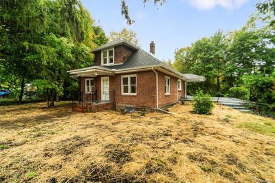 View of front facade with a porch | Image 2