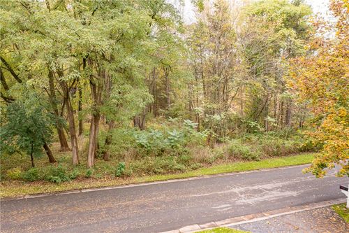 3 Surrey Hill Ln, Pittsford, NY, 14534-9726 | Card Image