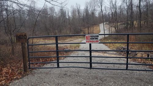 9620 Pleasant Valley Rd, Mount Vernon, OH, 43050-3565 | Card Image